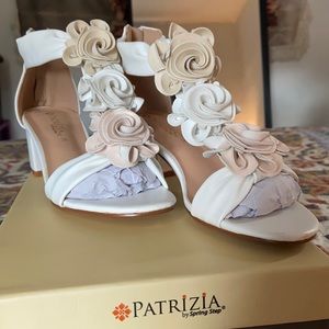 Woman’s floral wedge sandal size 5 1/2 - 6 (36)